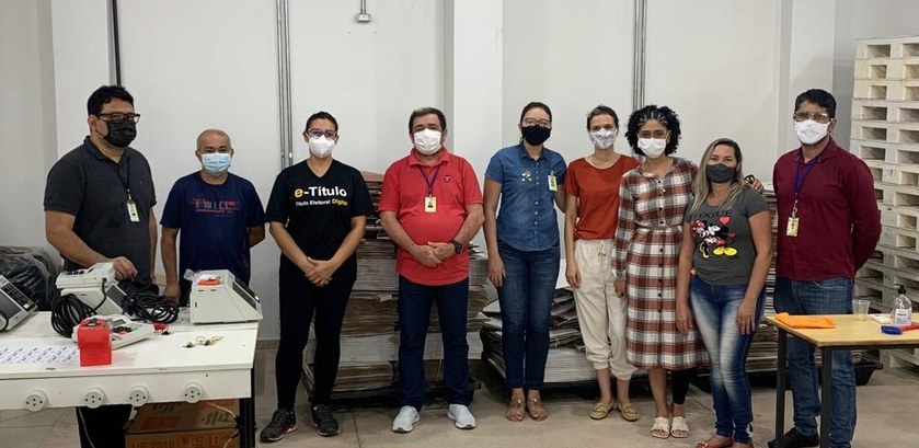 TRE-AC participa do 9º Simulado Nacional de Hardware Através dos testes é possível verificar os eventuais problemas que podem surgir no dia da eleição