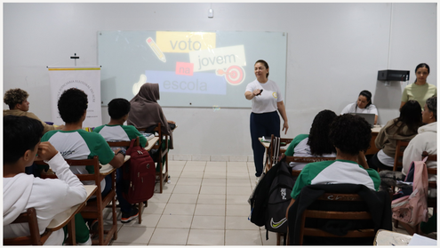 Ação da Escola Judiciária Eleitoral reuniu 68 alunos do Ensino Médio para discutir o papel dos j...
