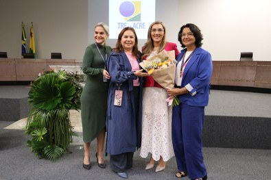 TRE-AC promove reflexão sobre a força, a identidade e as potencialidades da alma feminina
Pales...