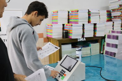 Procura expressiva pelo primeiro título de eleitor destaca protagonismo da juventude