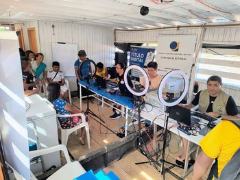 Ação itinerante do TRE-AC garantiu emissão e atualização de títulos eleitorais e destacou a incl...