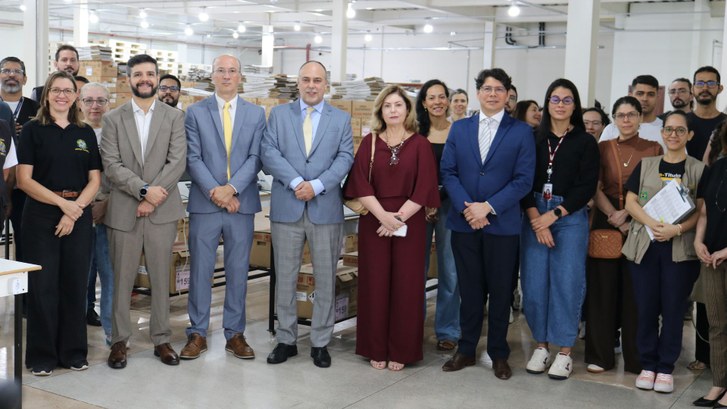 TRE-AC realiza preparação e lacre das urnas para o segundo turno das Eleições Gerais 2026