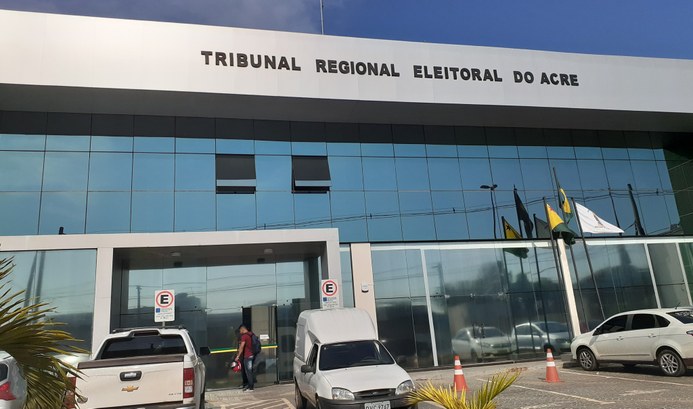 TRE-AC transfere feriado do Dia do Servidor Público para o dia 31/10 TRE - AC SETEMBRO 2019 PREDIO SEDE
