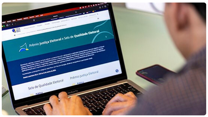 TSE realiza cerimônia de entrega do Prêmio Justiça Eleitoral e Selo de Qualidade na quarta-feira (10) Profissionais interessados em cobrir o evento devem se credenciar até as 9h de quarta por meio d...