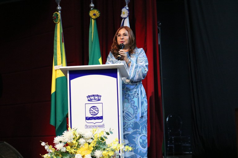 Desembargadora Waldirene Cordeiro recebe Prêmio Mulher Destaque 2025 da Câmara de Rio Branco Reconhecimento celebra a liderança feminina e o trabalho da presidente do TRE-AC à frente da Jus...