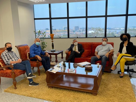 Presidente do TRE-AC recebe a visita do prefeito de Rio Branco
